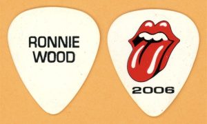 Rolling Stones Ronnie Wood 2006 Bigger Bang Tour authentic vintage guitar pick