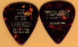 Rough Cutt Amir Derakh Vintage Guitar Pick 2002 Live at the Viper Room Tour